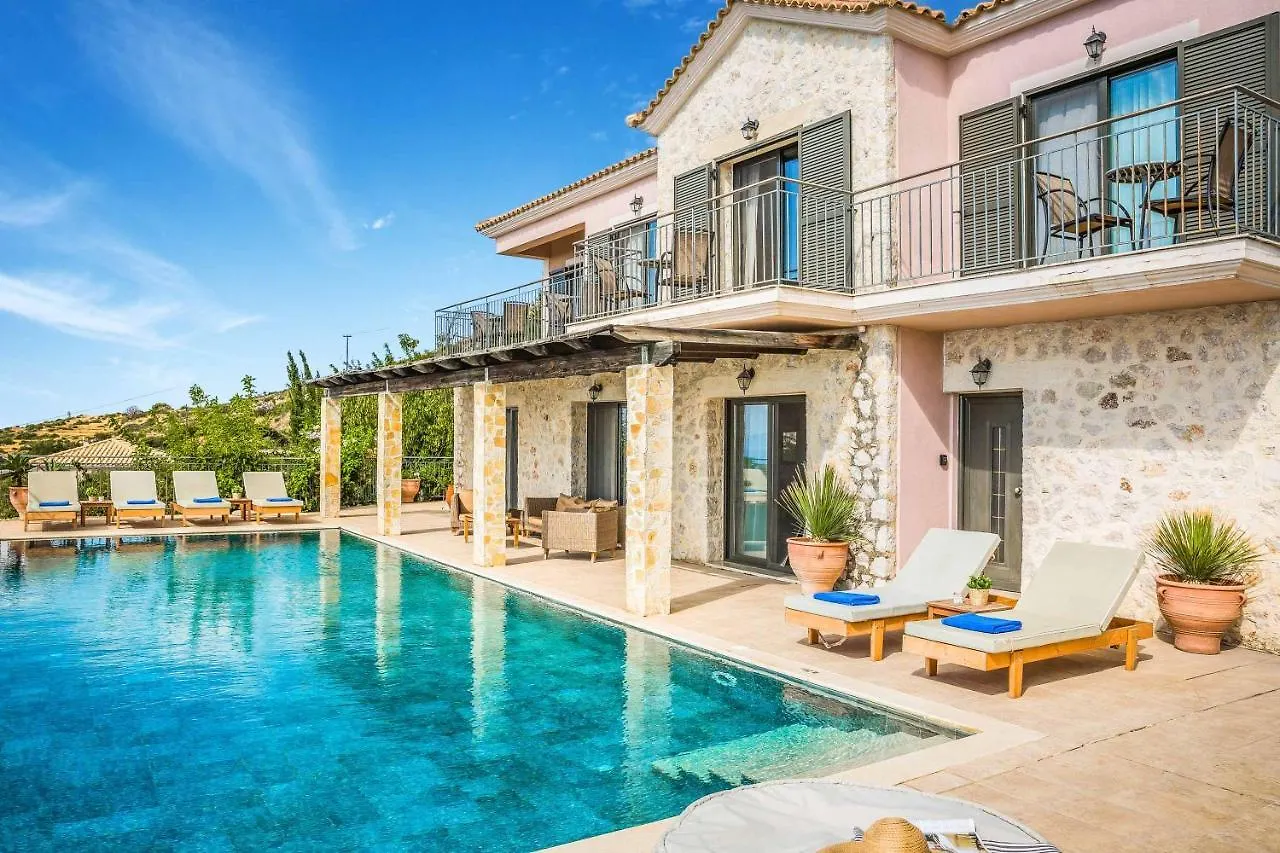 Villa Stafida Karavomylos